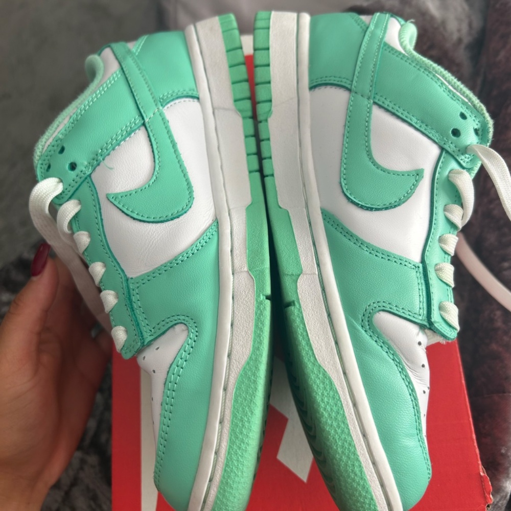 Nike Dunk Low "Green Glow" Sz 7 - Picture 2 of 6